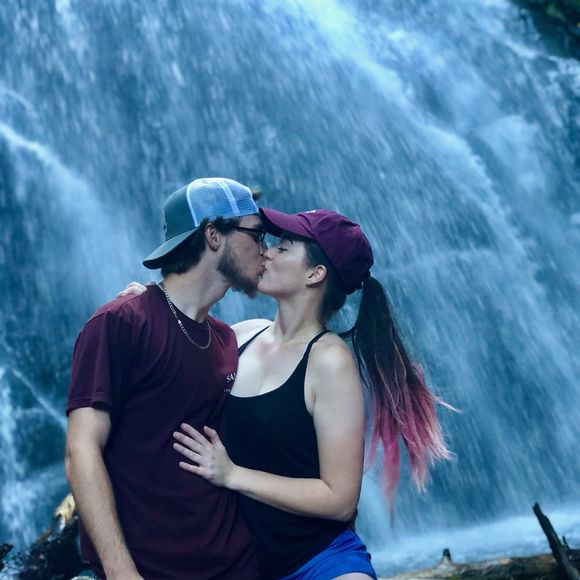 Meet your Posher, Devin - Picture 1 of 1